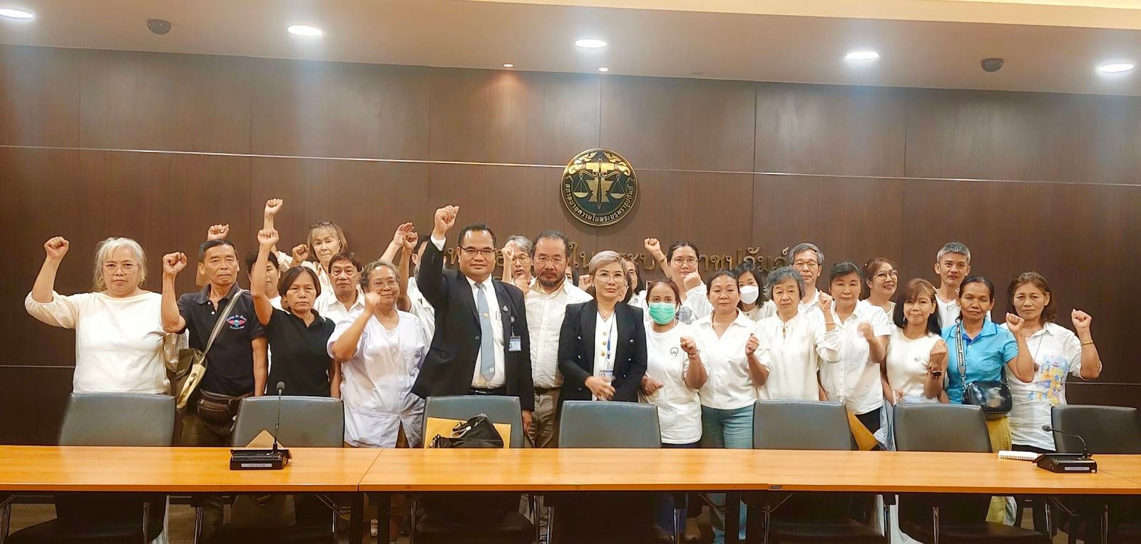 ขุนพล ม.39 ยกมือพร้อมกันในห้องประชุมสภาทนายความ 7 พฤษภาคม 2569