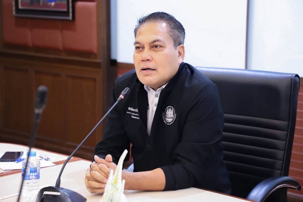 บรรยากาศห้องประชุมกว้าง มีผู้เข้าร่วมจำนวนมาก